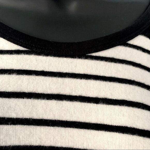 Hye Park and Lune Black & White Short Sleeve Sweater Top Size 1 - Picture 2 of 10